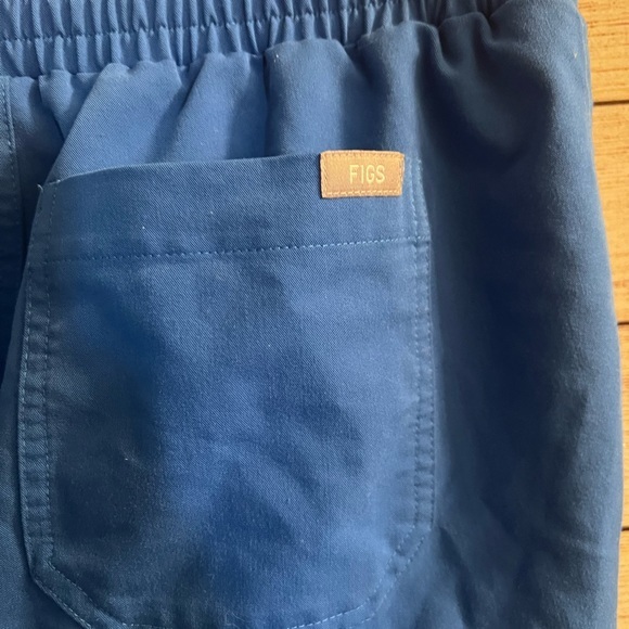 Figs blue‎ size small scrub pants - Picture 7 of 8
